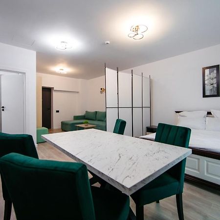 Apartamento L&V Family Studio Sinaia Exterior foto