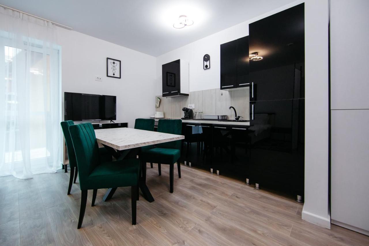 Apartamento L&V Family Studio Sinaia Exterior foto